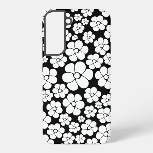 Retro Flower Pattern in White on Black Samsung Galaxy S22 Case