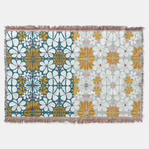 Retro flowers 70s groovy green Throw Blanket