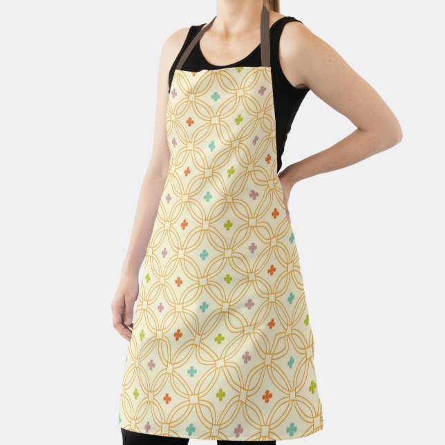 Retro Geometric Interlocking Circle Pattern Apron (Insitu)