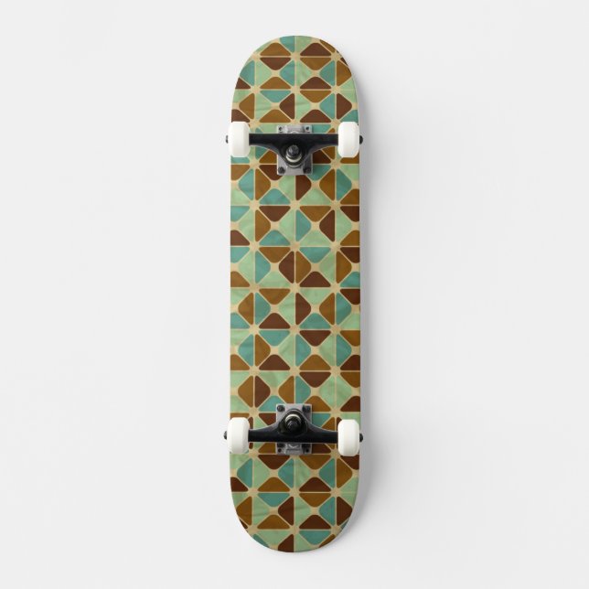 Retro geometric pattern skateboard deck (Front)