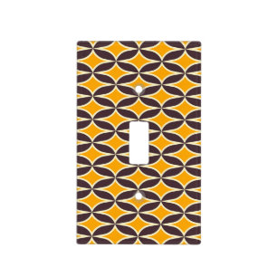Retro geometric pattern yellow and brown leaf light switch cover