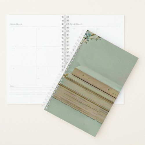 Retro gifts for readers 2022 planner