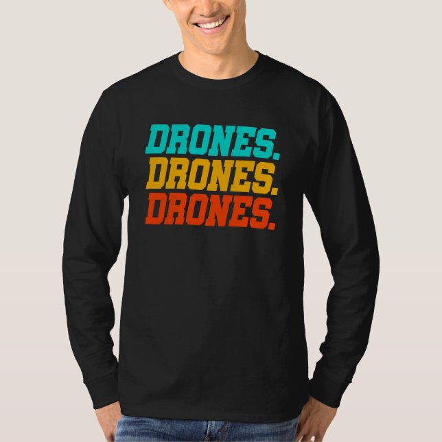 Retro Graphic Drone Flying Quadcopter Pilot RC Dro T-Shirt (Front)
