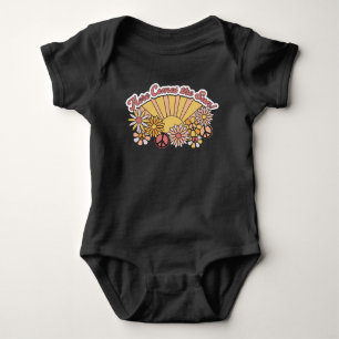 Retro Groovy   Here Comes the Sun Vintage Graphic Baby Bodysuit