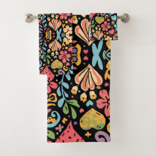 Retro Groovy Hippie Flowers and Hearts Bath Towel Set