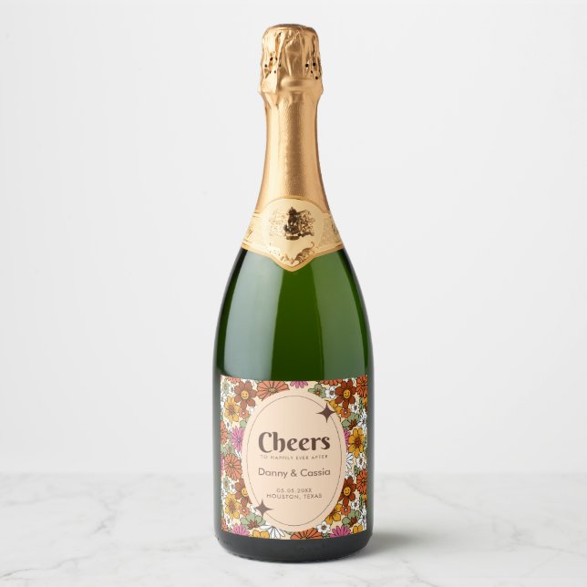 Retro Groovy Hippie Seventies Daisy Floral Sparkle Sparkling Wine Label (Front)