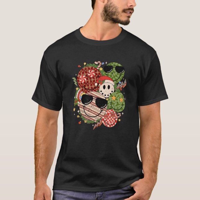 Retro Groovy Santa Merry Christmas Hippie Family M T-Shirt (Front)