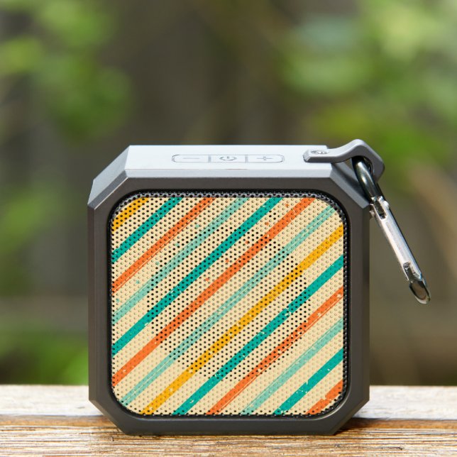 Retro grunge striped pattern bluetooth speaker (Insitu(Outdoor))