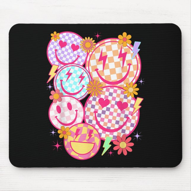 Retro Happy Face Checkered Pattern Smile Face Tren Mouse Pad (Front)