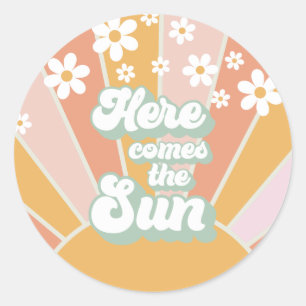 Retro Here comes the Sun Daisy boho birthday Classic Round Sticker