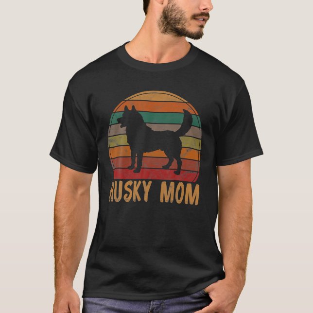 Retro Husky Mom Gift Dog Mother Pet Siberian Huski T-Shirt (Front)