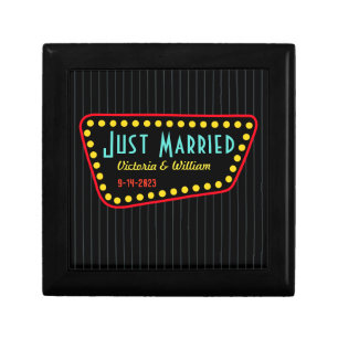 Retro Just Married Wedding Jewelry Box 