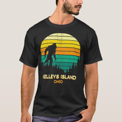 Retro Kelleys Island Ohio Bigfoot Souvenir  T_Shirt