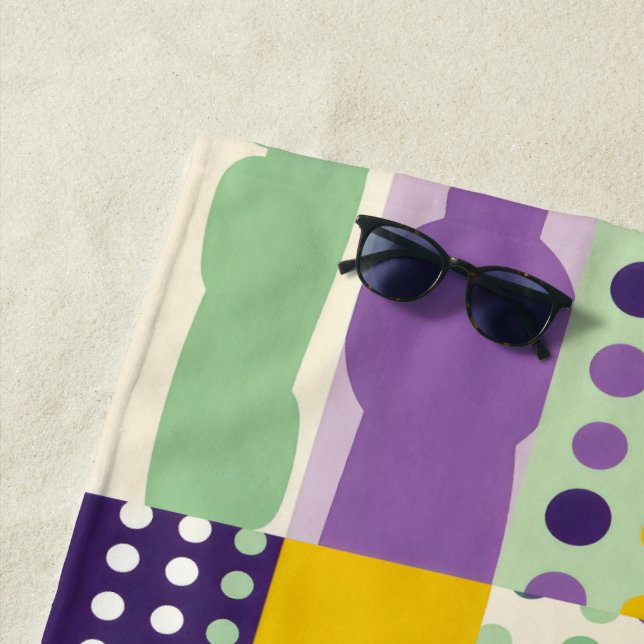 Retro: Liliana 3 Beach Towel (In Situ)