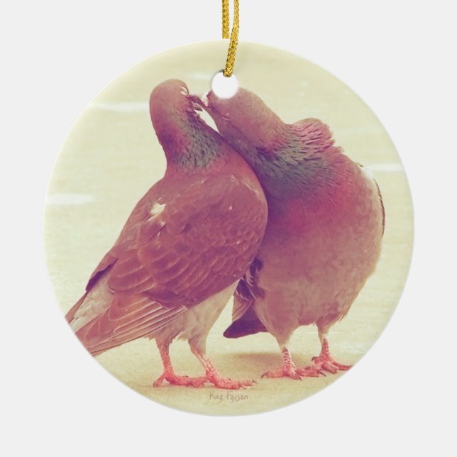 Retro Love Birds Kissing Pigeon Ceramic Ornament (Front)