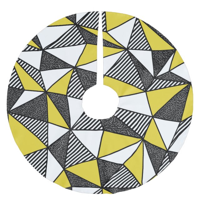 Retro Low Poly Geometric Pattern Brushed Polyester Tree Skirt (Front)