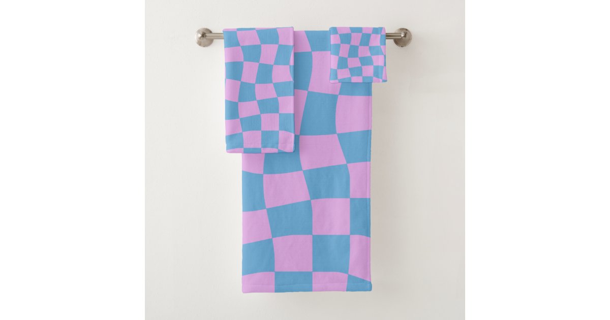 Retro Checkerboard Bath Towels