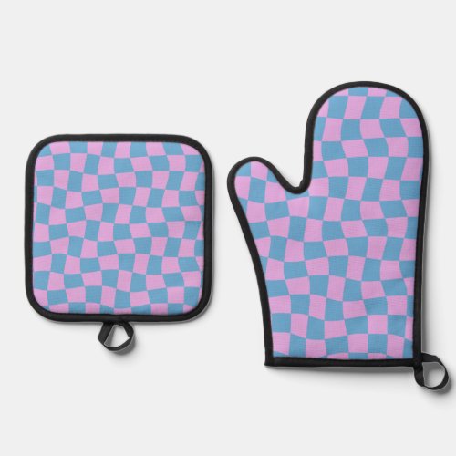 Retro Mod Abstract Checkerboard in Blue and Purple Oven Mitt  Pot Holder Set