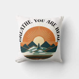 Retro mountain design with rising sun – Minimalist Throw Pillow
