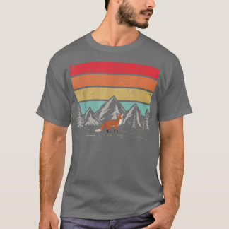 Retro Nature Mountains Animal Lover Forest Animal  T-Shirt