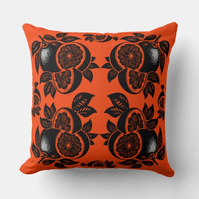 Retro Orange Slice Pattern Throw Pillow (Front)
