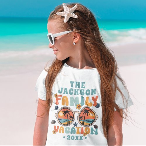 Retro palm trees sunglasses groovy family vacation T_Shirt