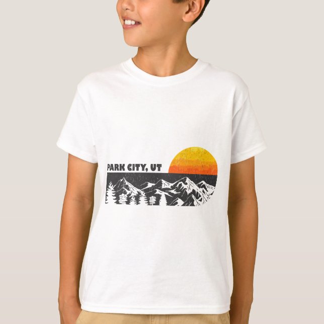 Retro Park City Utah Mountain Sunset Winter T-Shirt (Front)