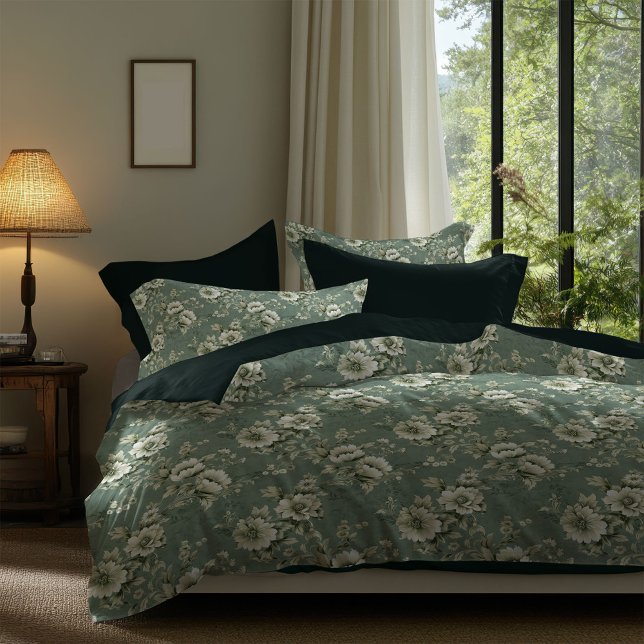 Retro pastel green sage and ivory white flowers  duvet cover (Retro pastel green sage and ivory white flowers duvet cover)