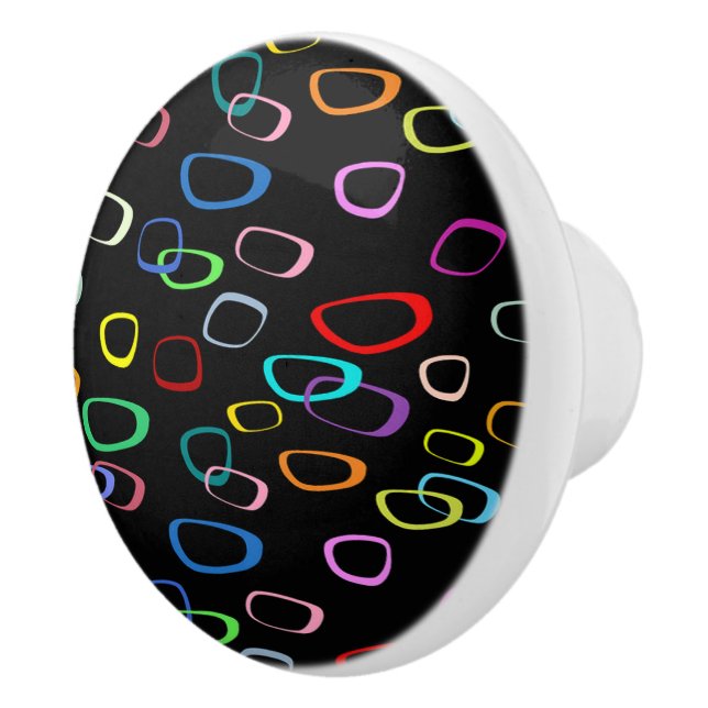 Retro pattern on ceramic knob (Right)