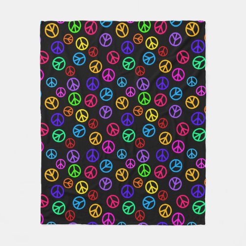 Retro Peace Sign Pattern Fleece Blanket