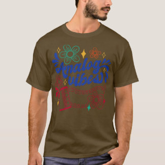Retro Photographer Vintage Analog Vibes T-Shirt