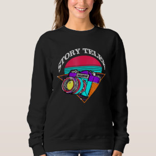 Retro Photography - Vintage Cameraman Photographer Sweatshirt