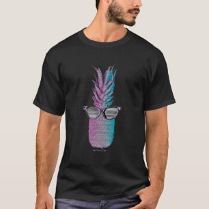 Retro Pineapple With Sunglasses Shades Summer Vibe T-Shirt