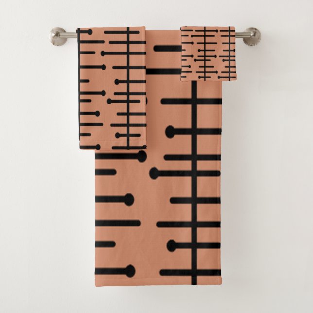 Retro Pink Atomic Lines   Bath Towel Set (Insitu)