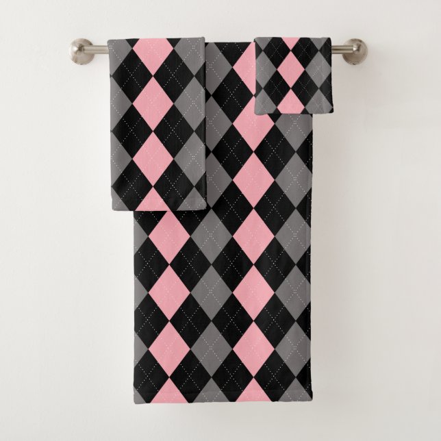 Retro Pink Black Gray Argyle Bath Towel Set (Insitu)