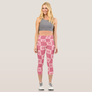 Retro Pink Checkered Floral Pattern Capri Leggings