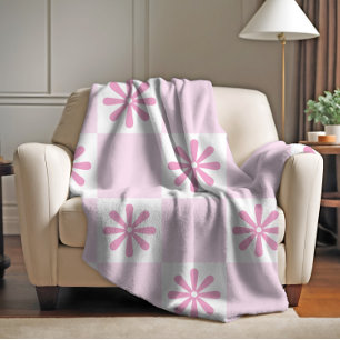 Retro Pink Checkered Floral Pattern Fleece Blanket