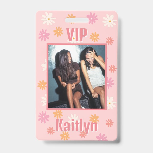 Retro Pink Daisy Bachelorette Party VIP Pass Badge (Front)