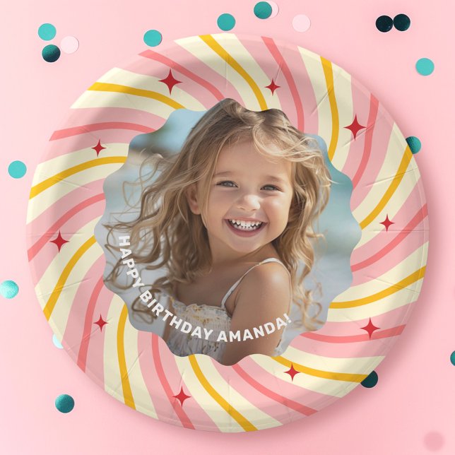 Retro pink sunburst red stars happy birthday party paper plates (Retro pink sunburst red stars happy birthday party paper plates)