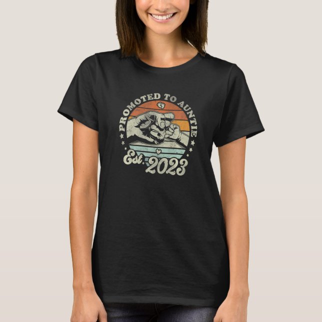 Retro Promoted To Auntie 2023 For New Auntie First T-Shirt (Front)