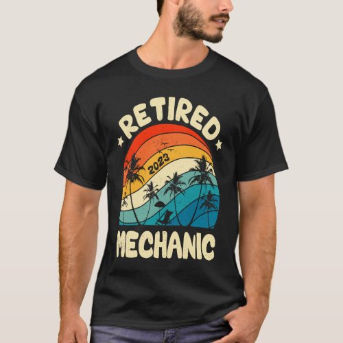 Retro Retired Mechanic Vintage Retirement Worked T-Shirt