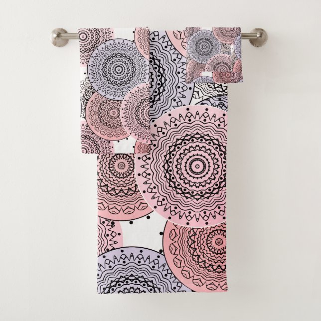 Retro, retro pattern, beige , grey  elegant bath towel set (Insitu)