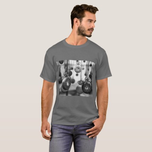 Retro Reverie Grey T_Shirt Adorned with a Vintage