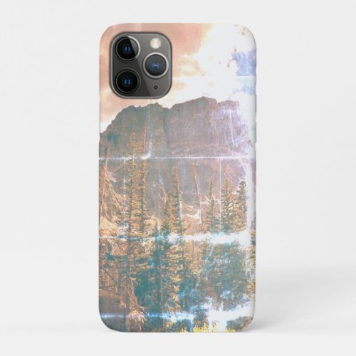 Retro Rocky Mountain Luggage Tag iPhone 11 Pro Case