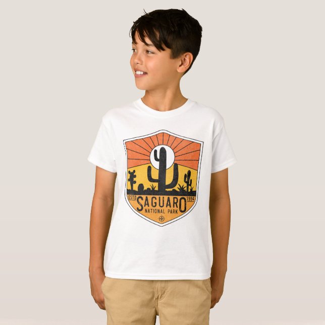 Retro Saguaro National Park Arizona Tucson Cactus T-Shirt (Front Full)
