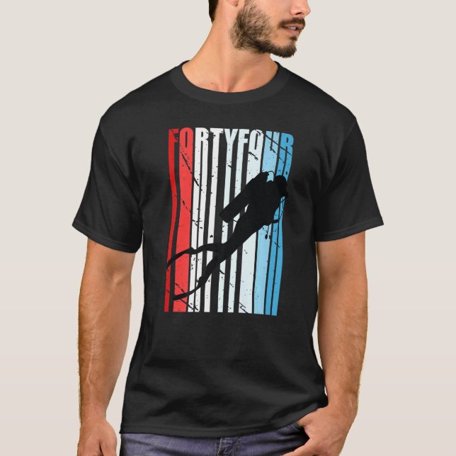 Retro Scuba Diving 44th Birthday Deep Sea Diver Wo T-Shirt (Front)