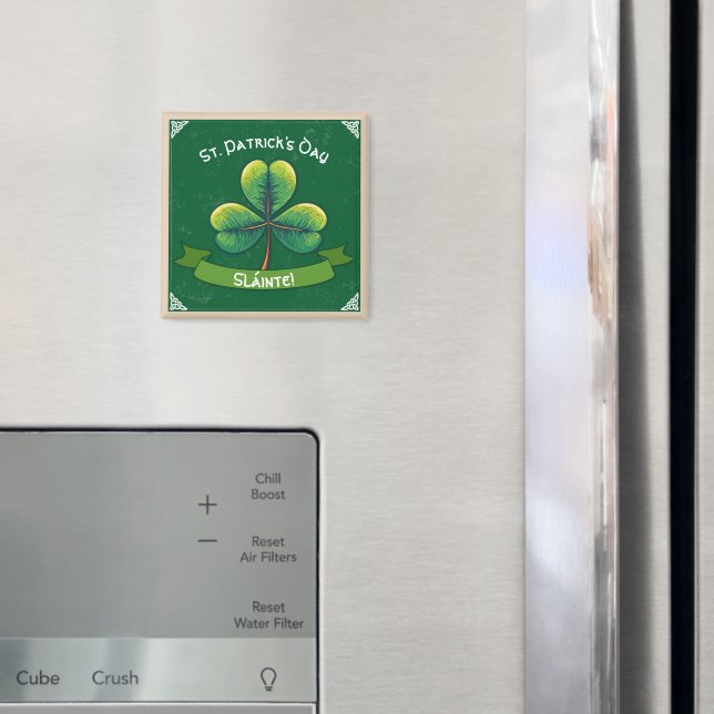 Retro Shamrock St Patricks Day Magnet (In Situ (Fridge))