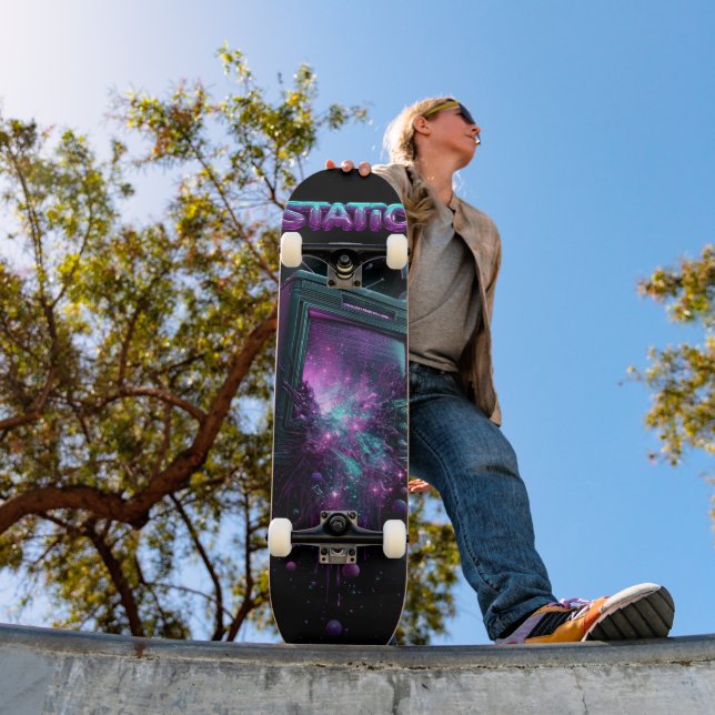 Retro Static TV Skateboard (Outdoor 1)