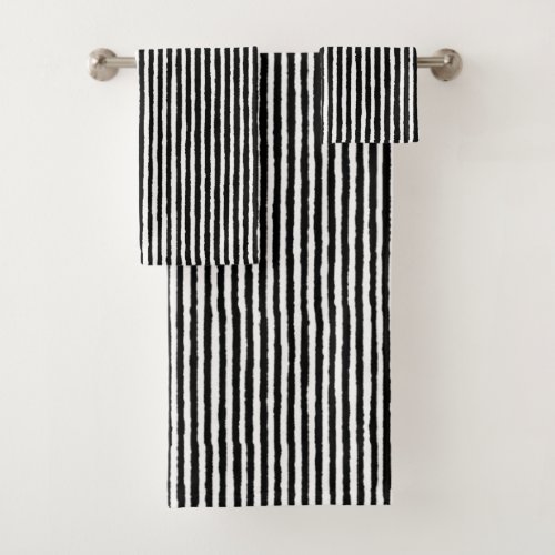 Retro Stripe Pattern Vertical Black and White BW Bath Towel Set