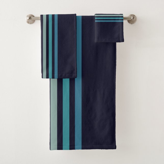Retro Striped 70s Minimalist Pattern Bath Towel Set (Insitu)
